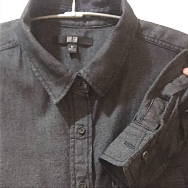 UNIQLO(ユニクロ)のユニクロ デニムシャツ xsサイズ レディースのトップス(シャツ/ブラウス(長袖/七分))の商品写真