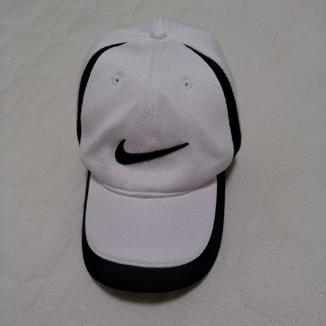 NIKE(ナイキ)のナイキゴルフ　キャップ（中古） メンズの帽子(キャップ)の商品写真