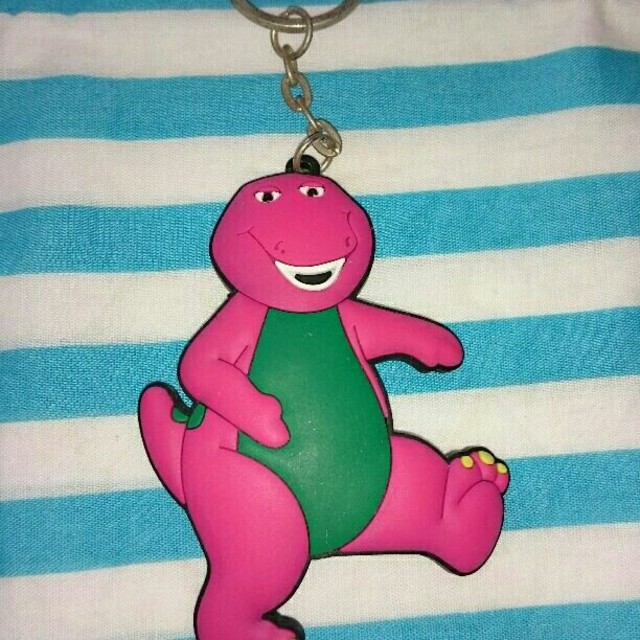 Barney ラバーキーホルダー エンタメ/ホビーのアニメグッズ(キーホルダー)の商品写真