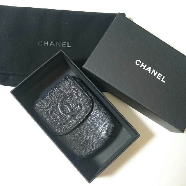 CHANEL(シャネル)の美品CHANELキャビアスキンシガレットケース レディースのファッション小物(ポーチ)の商品写真