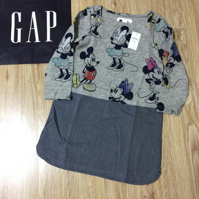 babyGAP(ベビーギャップ)のベビーギャップ☆ディズニーコラボワンピース、105センチ キッズ/ベビー/マタニティのキッズ服女の子用(90cm~)(ワンピース)の商品写真