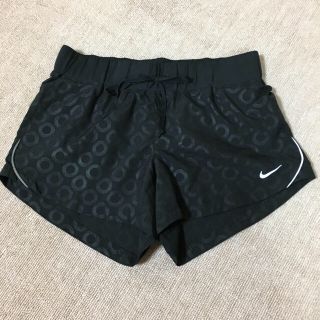 ナイキ(NIKE)のNIKEショートパンツM♡ランニング、ヨガ、スポーツ(ウェア)