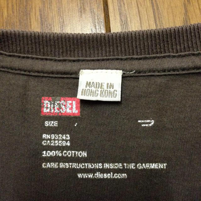 DIESEL(ディーゼル)のDIESEL メンズT レディースのトップス(Tシャツ(半袖/袖なし))の商品写真