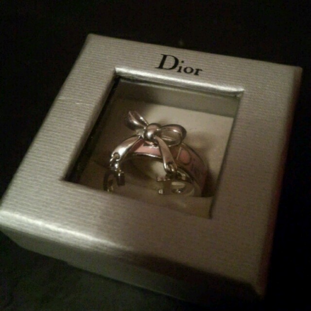 Christian Dior(クリスチャンディオール)のDiorﾘﾝｸﾞ♡ﾃｨﾌｧﾆｰﾌﾞﾙｶﾞ レディースのアクセサリー(リング(指輪))の商品写真