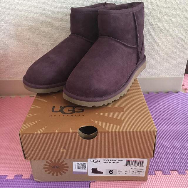 UGG(アグ)のUGG♡クラシックミニ♡US6♡23cmパープル レディースの靴/シューズ(ブーツ)の商品写真