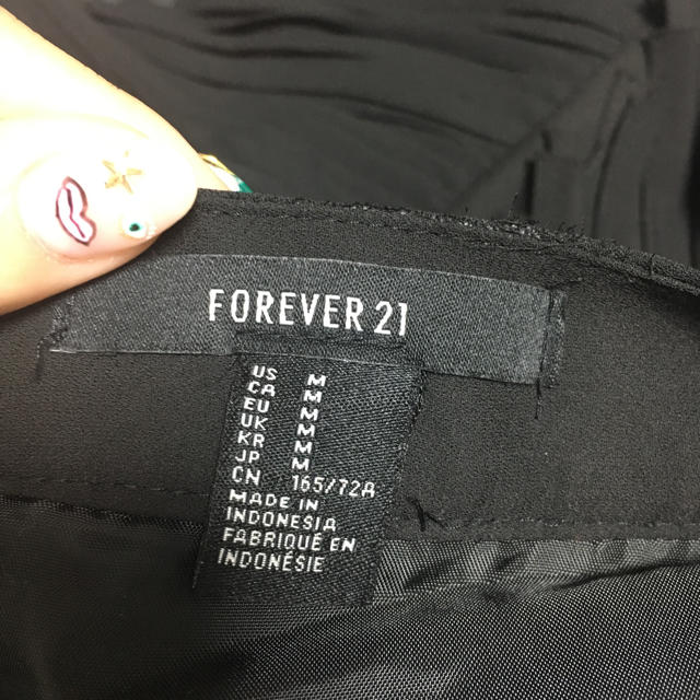 FOREVER 21(フォーエバートゥエンティーワン)のForever21♡フリンジスカート レディースのスカート(ミニスカート)の商品写真