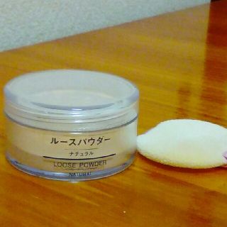 ムジルシリョウヒン(MUJI (無印良品))の小さめ　ルースパウダー(フェイスパウダー)