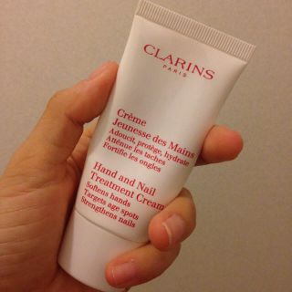 クラランス(CLARINS)の★city246様専用★二本 クラランス ハンド ネイル クリーム(ハンドクリーム)