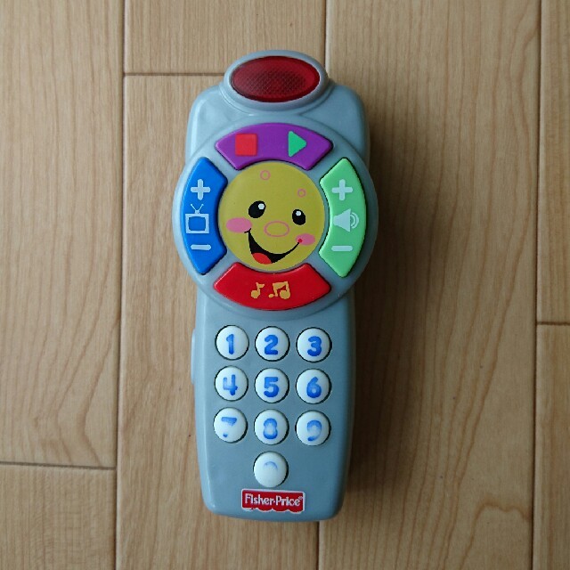 Fisher-Price(フィッシャープライス)の(送料込み)フィッシャープライス バイリンガル リモコン おもちゃ キッズ/ベビー/マタニティのおもちゃ(知育玩具)の商品写真