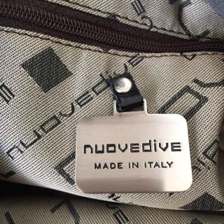 極美品ほぼ未使用◎イタリア製 nuovedive ヌォヴェディーヴェ バッグ