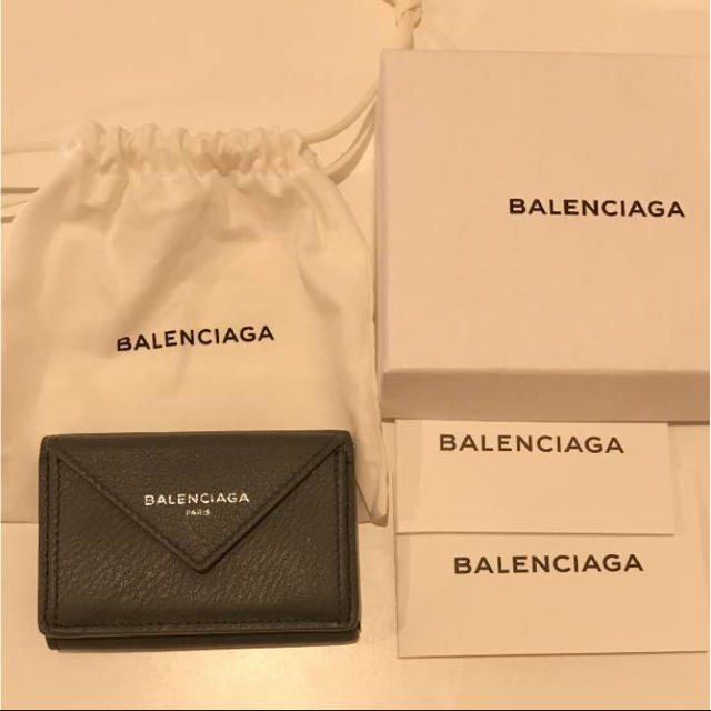 Balenciaga(バレンシアガ)のバレンシアガ ミニ財布 ペーパーミニウォレット レディースのファッション小物(財布)の商品写真