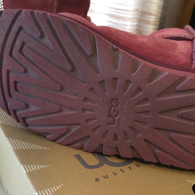 UGG(アグ)のUGG ムートンブーツ スワロフスキー レディースの靴/シューズ(ブーツ)の商品写真