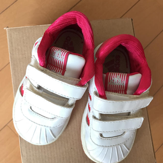 adidas(アディダス)のアディダス 13㎝ スニーカー キッズ/ベビー/マタニティのベビー靴/シューズ(~14cm)(スニーカー)の商品写真