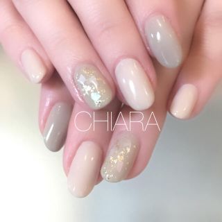 肌になじむグレージュネイル＊シェルアート