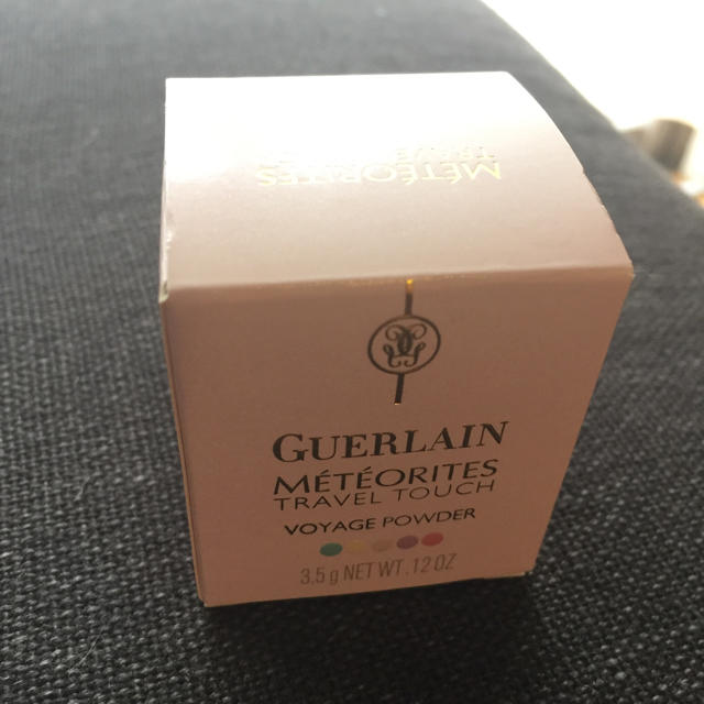 GUERLAIN(ゲラン)のゲラン メテオリットゴールデンシマー 3.5グラム コスメ/美容のベースメイク/化粧品(フェイスパウダー)の商品写真