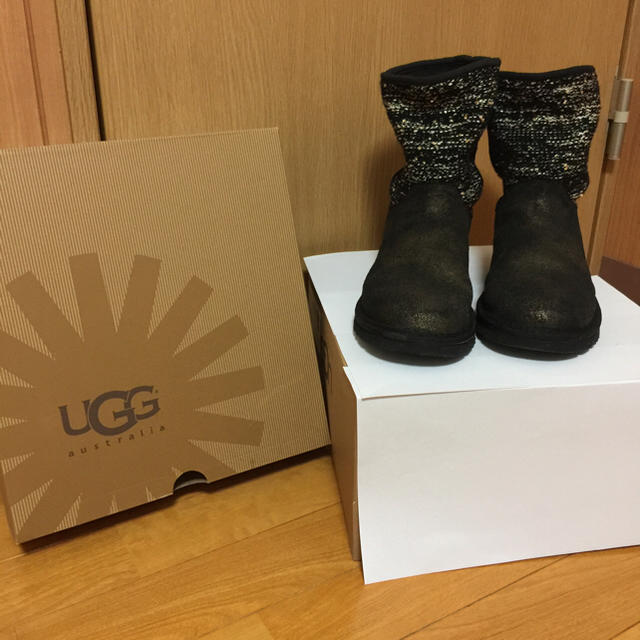 UGG(アグ)のUGG ブーツ  アグ ムートン レディースの靴/シューズ(ブーツ)の商品写真
