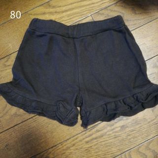 ベベ(BeBe)の【セール中】BeBe 80 フリルショートパンツ(パンツ)