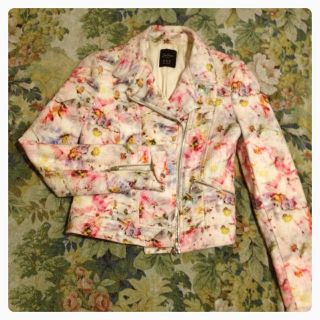 ザラ(ZARA)のZARA花柄ライダース(ライダースジャケット)