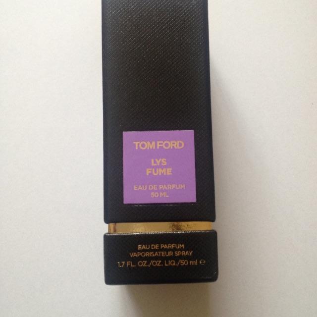 TOM FORD(トムフォード)の【ゆう☆様専用】TOM FORD LYS FUME コスメ/美容の香水(ユニセックス)の商品写真