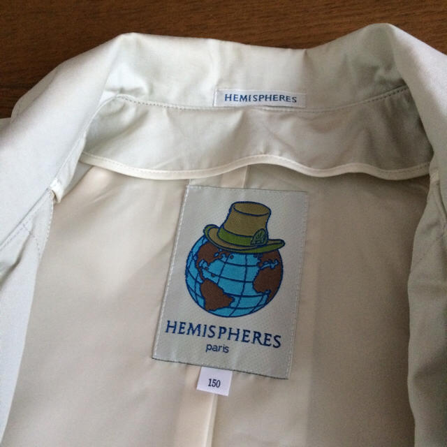 HEMISPHERE(エミスフィール)のボーイズ150 HEMISPHERES トレンチコート キッズ/ベビー/マタニティのキッズ服男の子用(90cm~)(ジャケット/上着)の商品写真