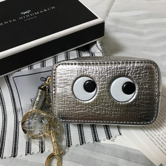 ANYA HINDMARCH - Anya Hindmarch Eyes メタリックシルバーコインケースの通販 by Little Twin