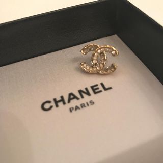 シャネル(CHANEL)の柴犬いぶき 様 専用(ピアス)