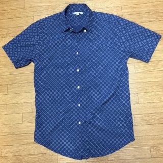 ユニクロ(UNIQLO)のユニクロメンズ半袖シャツ(シャツ)