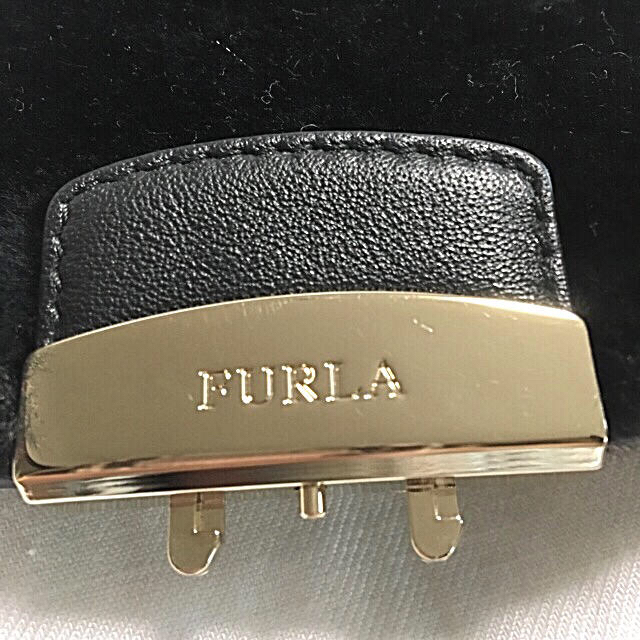 Furla(フルラ)の定価¥65880! FURLA メトロポリス カスタマイズ セット ムートン レディースのバッグ(ショルダーバッグ)の商品写真
