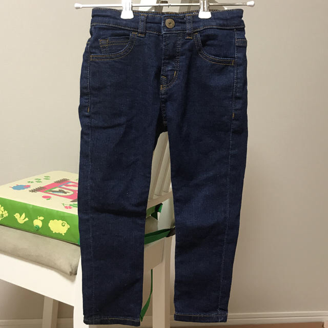 ZARA KIDS(ザラキッズ)のZARAboy 104cm スリムフィットジーンズ キッズ/ベビー/マタニティのキッズ服男の子用(90cm~)(パンツ/スパッツ)の商品写真