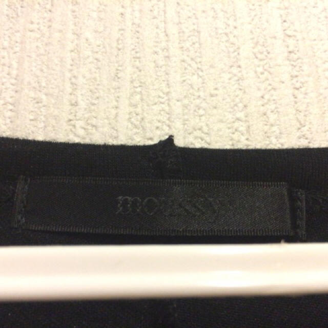 moussy(マウジー)の【値下げ】　マウジー　カットソー　ブラック　送料込 レディースのトップス(カットソー(長袖/七分))の商品写真