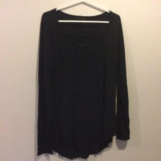 マウジー(moussy)の【値下げ】　マウジー　カットソー　ブラック　送料込(カットソー(長袖/七分))