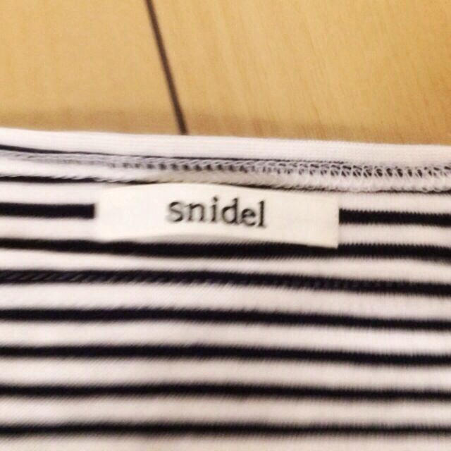 SNIDEL(スナイデル)のボーダートップス レディースのトップス(Tシャツ(長袖/七分))の商品写真