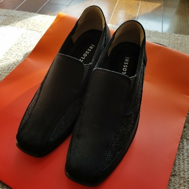 しまむら(シマムラ)のしまむら　黒パンプス　23㎝ レディースの靴/シューズ(ハイヒール/パンプス)の商品写真