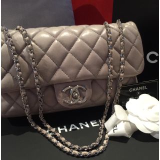 シャネル(CHANEL)の超美品 シャネル 正規品 チェーンバッグ♡はな様ご専用品♡(ショルダーバッグ)