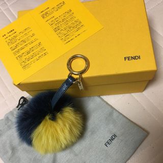 フェンディ ネイビー バッグチャームの通販 7点 のハンドメイド