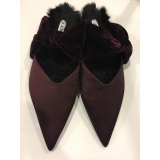 ザラ(ZARA)のZARA ベルベットリボン付きシューズ  37(バレエシューズ)