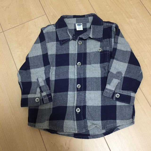 Old Navy(オールドネイビー)のチェックシャツ♡ キッズ/ベビー/マタニティのベビー服(~85cm)(シャツ/カットソー)の商品写真