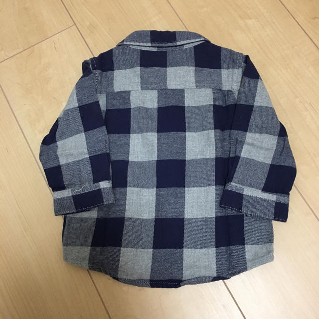 Old Navy(オールドネイビー)のチェックシャツ♡ キッズ/ベビー/マタニティのベビー服(~85cm)(シャツ/カットソー)の商品写真