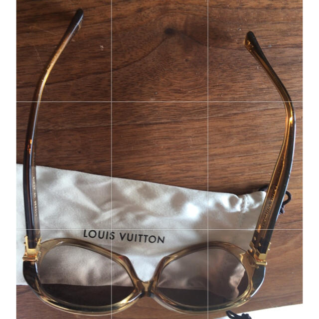 LOUIS VUITTON(ルイヴィトン)のルイヴィトン LOUIS VUITTON サングラス レディースのファッション小物(サングラス/メガネ)の商品写真