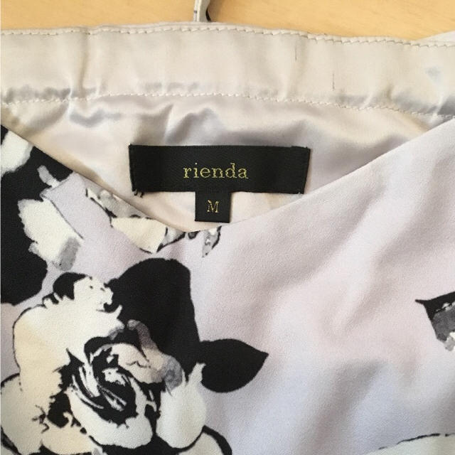 rienda(リエンダ)の★rienda ペプラム レース セット★ レディースのトップス(シャツ/ブラウス(長袖/七分))の商品写真