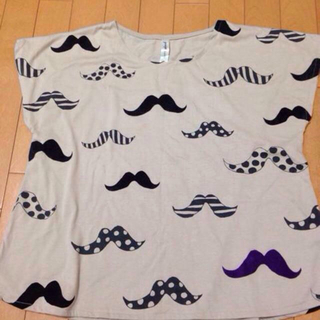 グラニフ(Design Tshirts Store graniph)のヒゲ柄カットソー(Tシャツ(半袖/袖なし))
