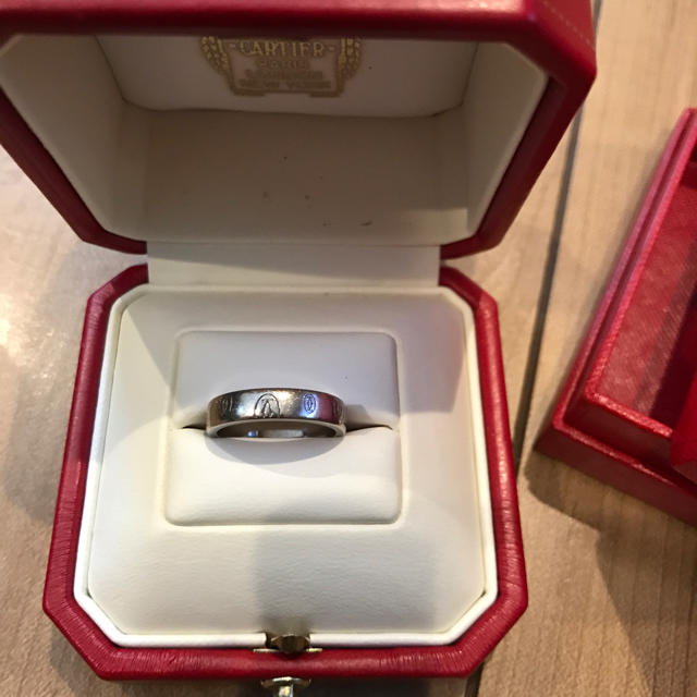 Cartier(カルティエ)のカルティエバースデーリング確実正規品 レディースのアクセサリー(リング(指輪))の商品写真