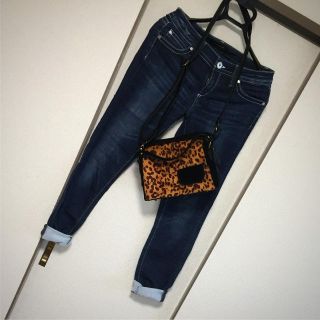 ザラ(ZARA)のシンプルスキニーデニム☺︎ダメージなし＊秋冬おすすめ❤︎(デニム/ジーンズ)