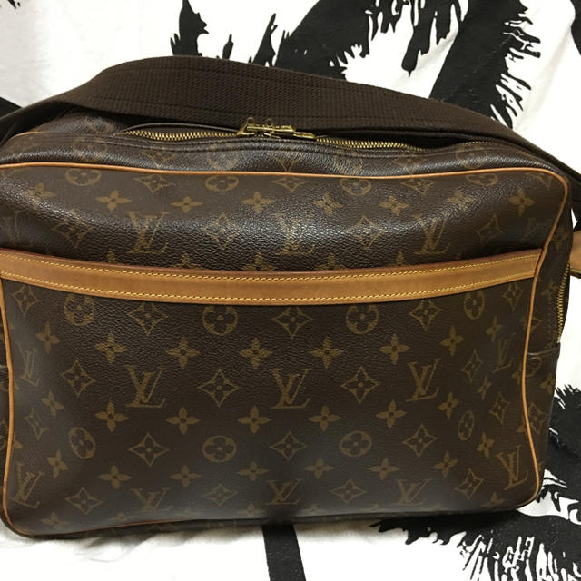 LOUIS VUITTON(ルイヴィトン)のルイヴィトン 大きめバッグ メンズのバッグ(ショルダーバッグ)の商品写真