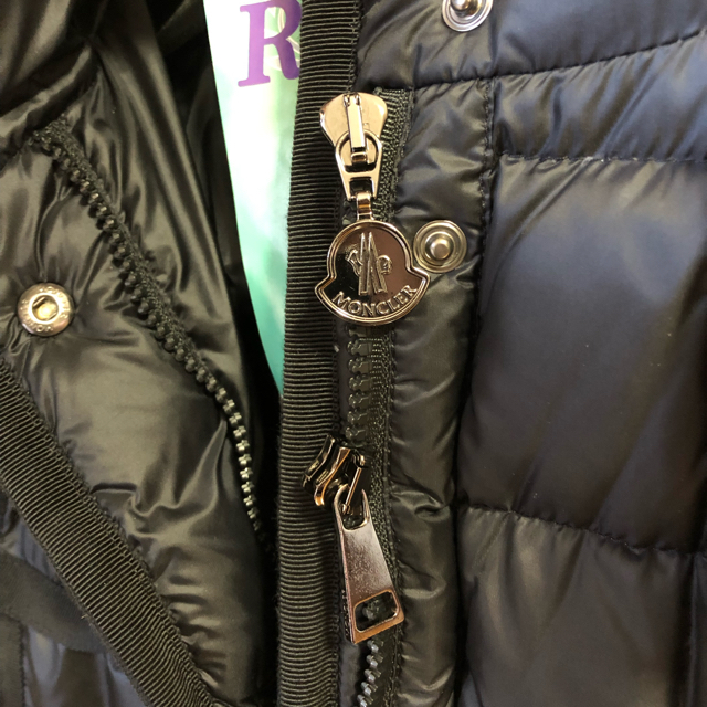 MONCLER - 毎年完売 人気 美品 モンクレール エルミンヌ 黒 00の MONCLER - 毎年完売 人気 美品 モンクレール エルミンヌ 黒 00の