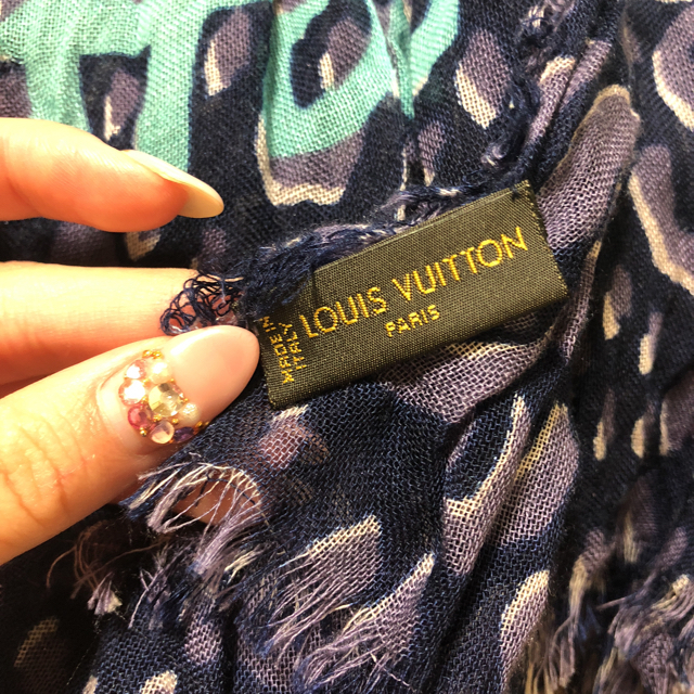 LOUIS VUITTON(ルイヴィトン)のりこ様専用ページ🙇 レディースのファッション小物(ストール/パシュミナ)の商品写真