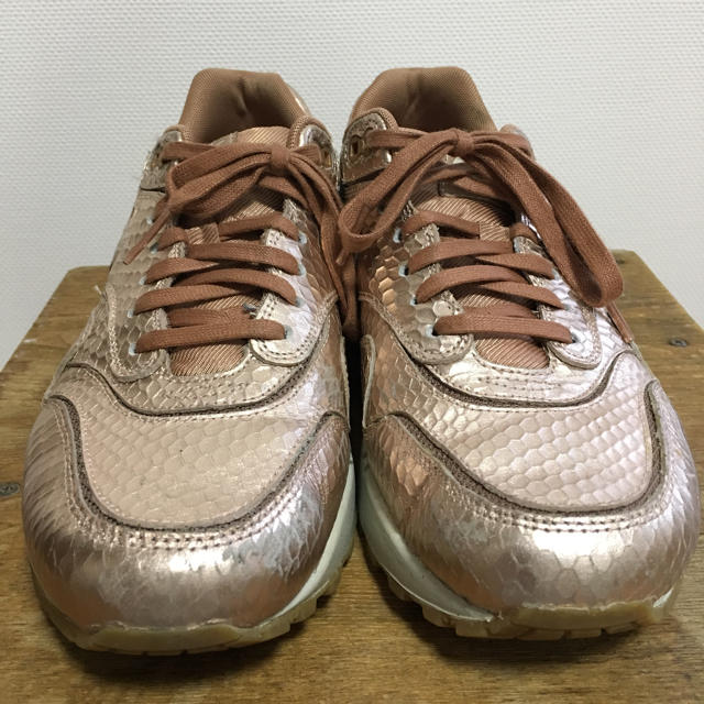 NIKE(ナイキ)のNIKE AIR MAX 24.5 レディースの靴/シューズ(スニーカー)の商品写真