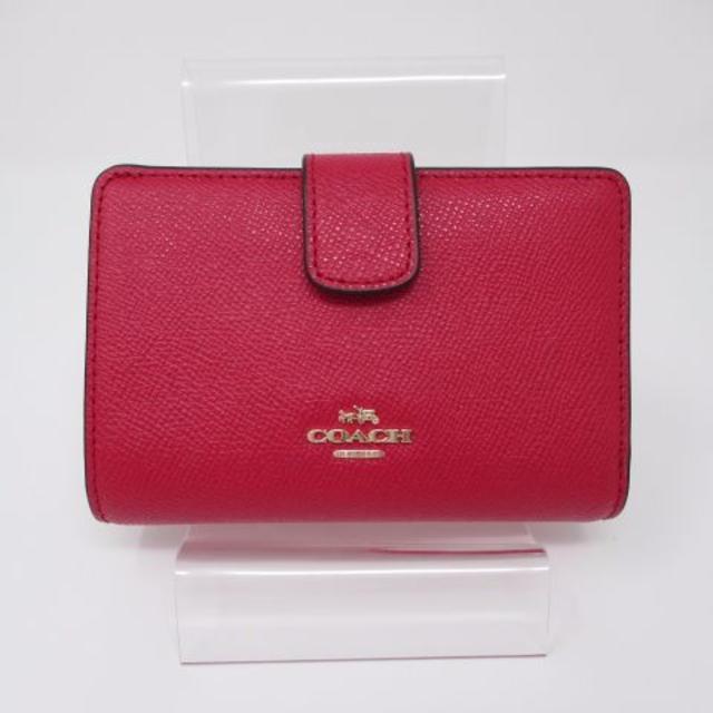 COACH(コーチ)の【正規品・鑑定済】未使用　コーチ　COACH　ジップ　赤　財布 レディースのファッション小物(財布)の商品写真