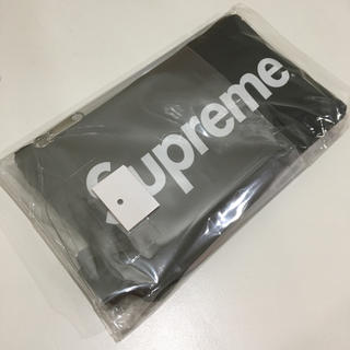シュプリーム(Supreme)のSupreme Mobile Pouch Black(モバイルケース/カバー)