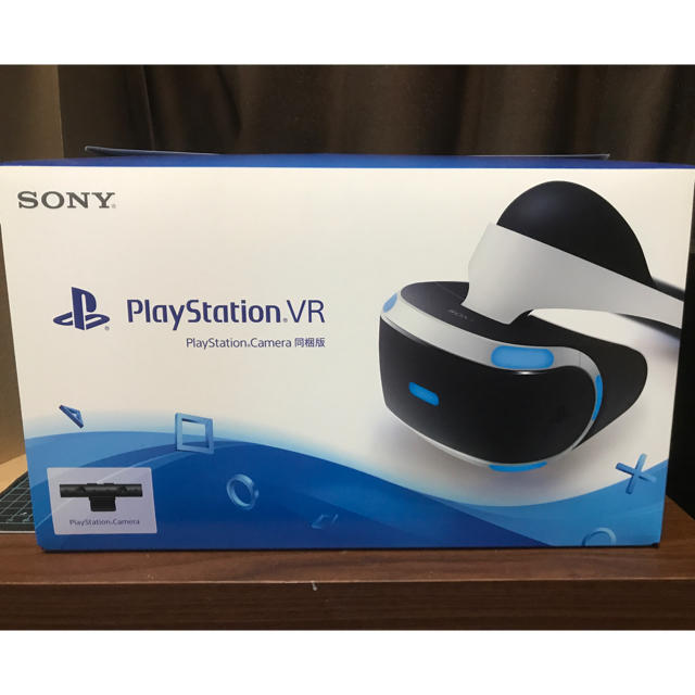 PlayStation VR(プレイステーションヴィーアール)のPSVR 本体 カメラ同梱版 美品 エンタメ/ホビーのゲームソフト/ゲーム機本体(家庭用ゲーム機本体)の商品写真